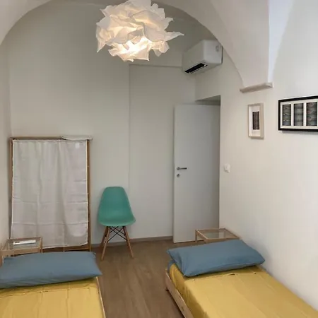 Lägenhet La Casa Di Toni 2 Passi Dal Mare Finale Ligure
